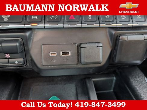 Used 2022 Chevrolet Silverado 3500 High Country w/ Z71 Off-Road Package AWD/4WD image 47