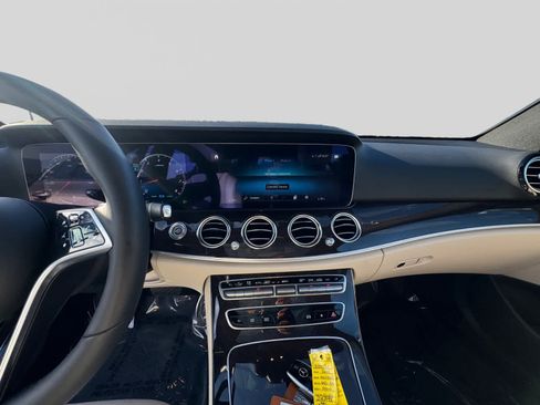 Used 2023 Mercedes-Benz E 450 4MATIC Sedan image 13
