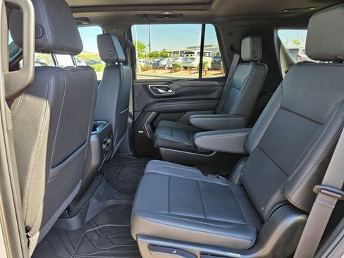 Used 2024 Chevrolet Tahoe LT w/ Luxury Package image 23