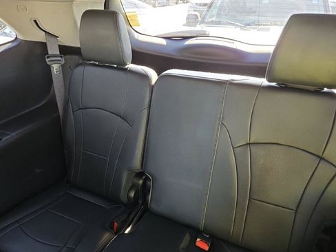 Used 2019 Buick Enclave Avenir w/ Avenir Technology Package FWD image 9