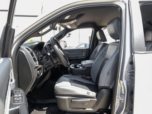 Used 2021 RAM 2500 Big Horn AWD/4WD image 3