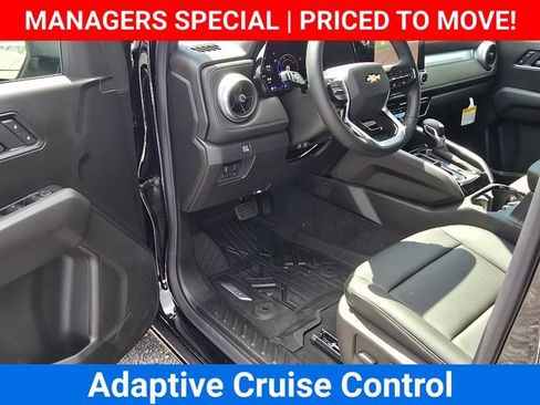 New 2025 Chevrolet Colorado LT w/ LT Convenience Package RWD image 15