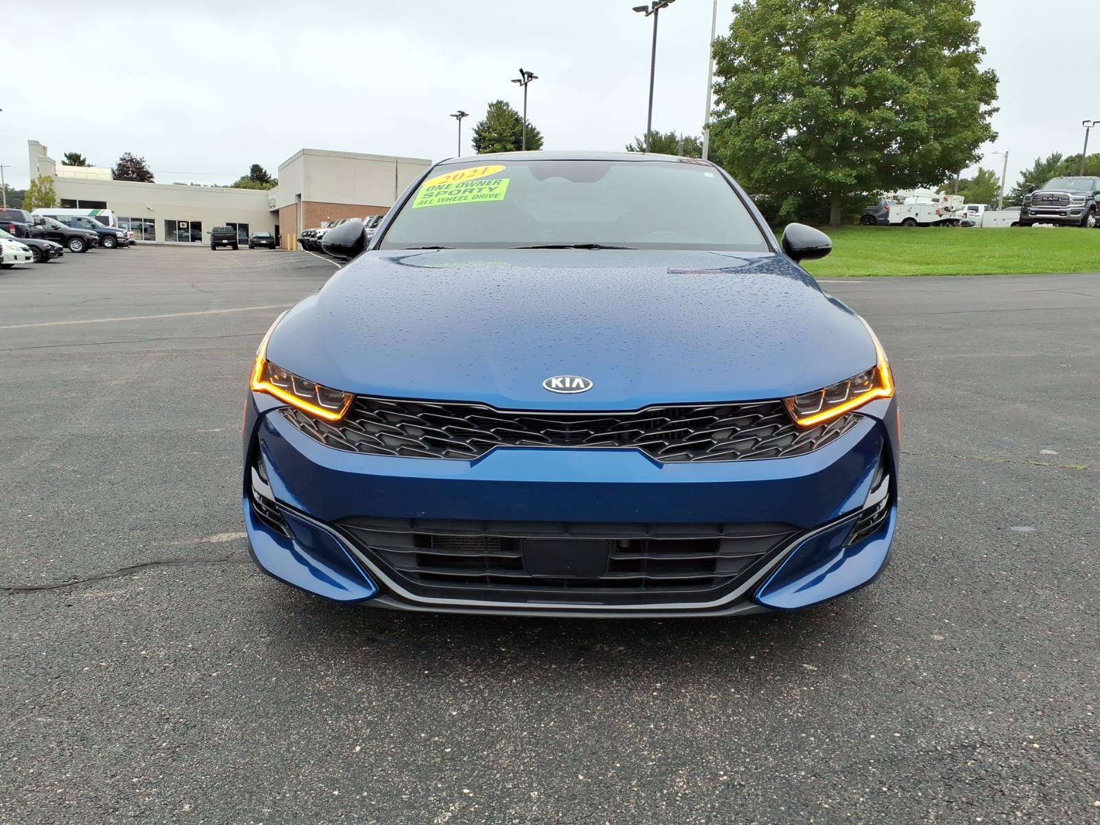 Used 2021 Kia K5 GT-Line AWD/4WD image 2