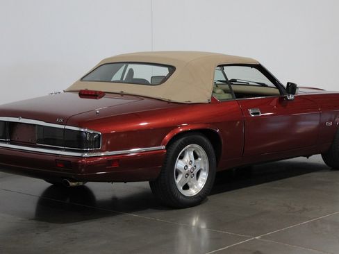 Used 1995 Jaguar XJS 4.0 Convertible RWD image 16