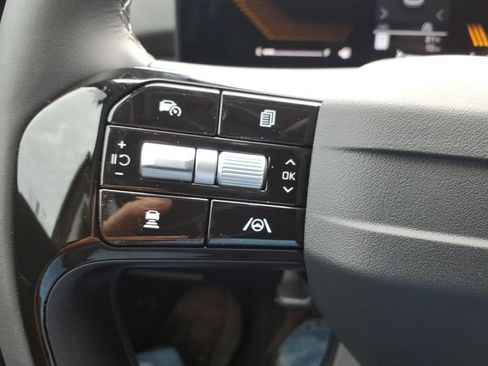 New 2026 Kia Sorento LX FWD image 22