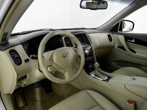 Used 2010 INFINITI EX35 Journey RWD image 13