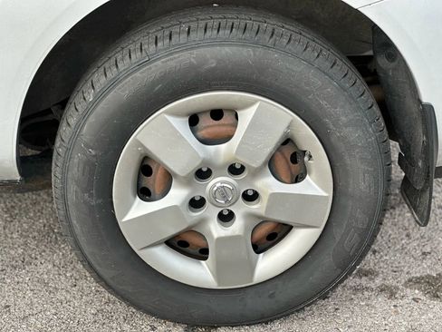 Used 2012 Nissan Rogue S image 23