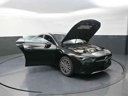 Used 2025 Mercedes-Benz CLA 250 image 39