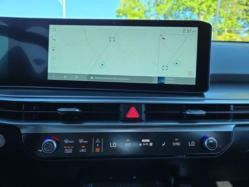 New 2026 Kia Sorento EX w/ EX Premium Package FWD image 10