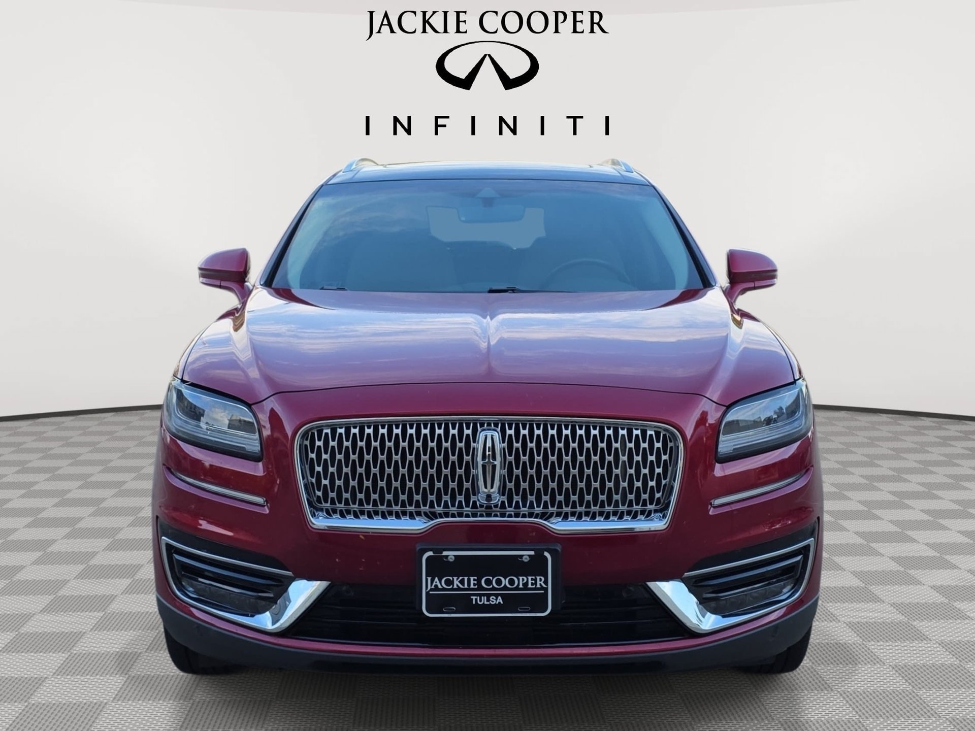 Used 2020 Lincoln Nautilus Reserve w/ Equipment Group 201A FWD image 2
