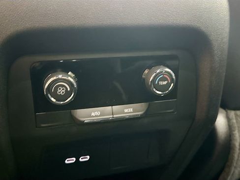 New 2026 Chevrolet Traverse LT w/ LPO, Floor Liner Package image 26