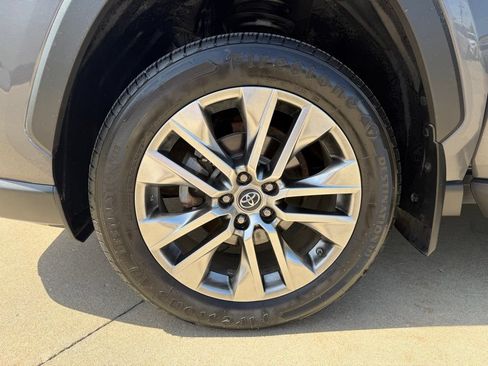 Used 2019 Toyota RAV4 Limited w/ All Weather Liner Package AWD/4WD image 37
