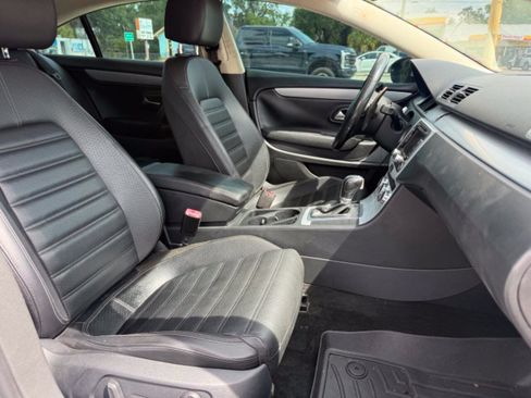 Used 2013 Volkswagen CC R-Line FWD image 15