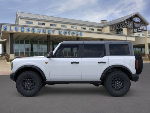 New 2026 Ford Bronco Badlands AWD/4WD image 3