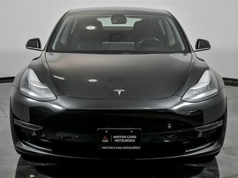 Used 2018 Tesla Model 3 Long Range image 4
