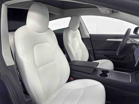 Used 2022 Tesla Model 3 image 36