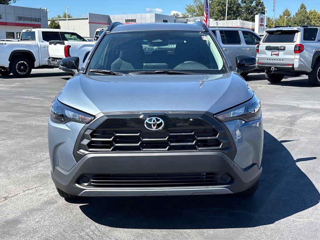 Used 2026 Toyota Corolla Cross LE FWD image 25