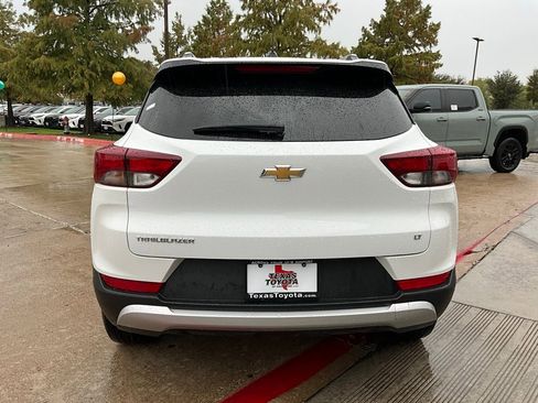 Used 2025 Chevrolet TrailBlazer LT image 7