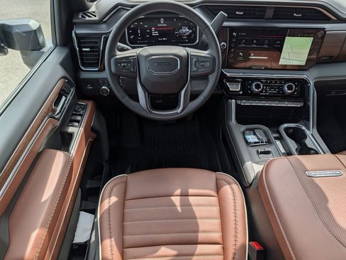 New 2026 GMC Sierra 2500 Denali Ultimate image 11