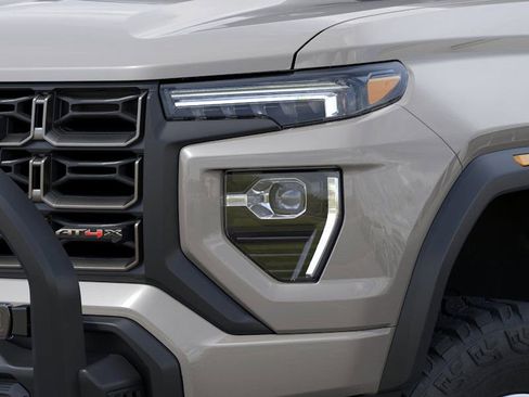 New 2026 GMC Canyon AT4X w/ Off-Road Front Bumper Package image 10