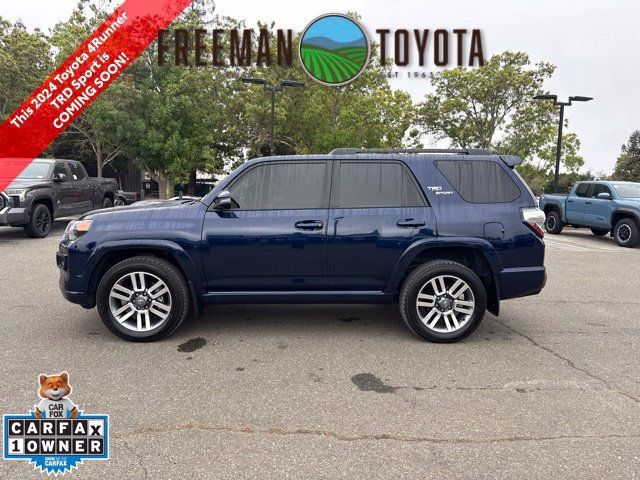Used 2024 Toyota 4Runner TRD Sport w/ Technology Package AWD/4WD image 1