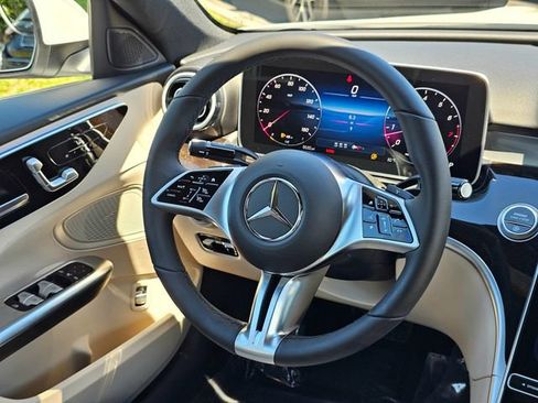 Used 2026 Mercedes-Benz C 300 4MATIC Sedan image 30