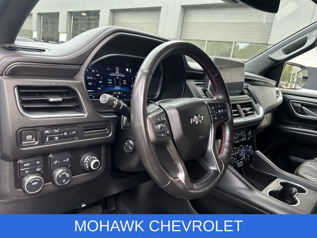 Certified 2022 Chevrolet Suburban RST w/ Luxury Package AWD/4WD image 10