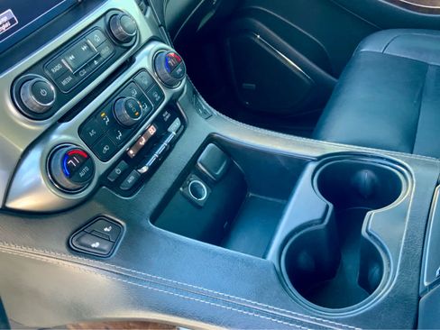 Used 2019 Chevrolet Tahoe LT AWD/4WD image 48