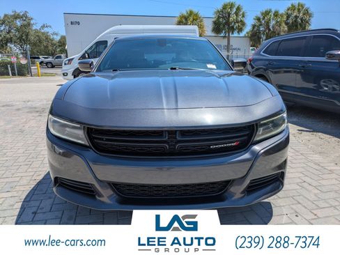 Used 2020 Dodge Charger SXT w/ Leather Interior Group RWD image 6