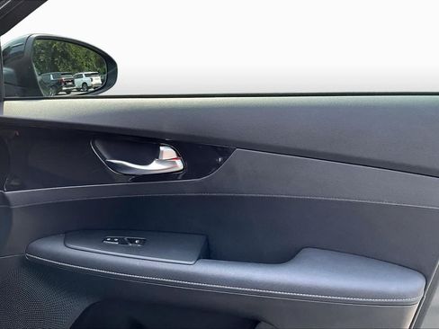 Used 2022 Kia Forte GT-Line w/ GT-Line Premium Package FWD image 23