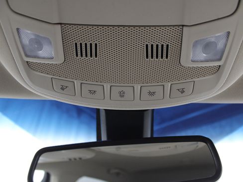 Used 2016 Lincoln MKX Select w/ Climate Package image 22