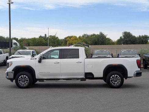 Used 2023 GMC Sierra 2500 SLT AWD/4WD image 2