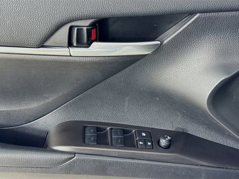 Used 2024 Toyota Camry SE w/ Convenience Package FWD image 21