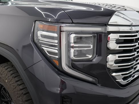 Used 2023 GMC Sierra 1500 Denali AWD/4WD image 28