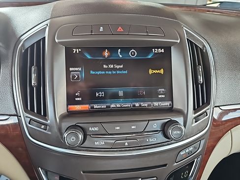 Used 2014 Buick Regal FWD image 23