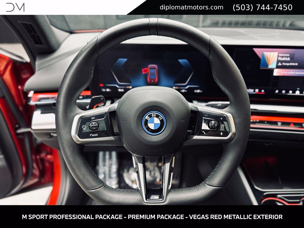 Used 2025 BMW i5 xDrive40 w/ M Sport Package AWD/4WD image 29