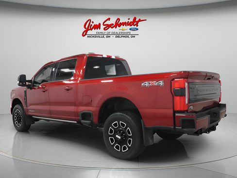 Used 2025 Ford F250 Platinum AWD/4WD image 4