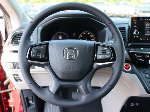 Used 2026 Honda Odyssey EX-L image 33