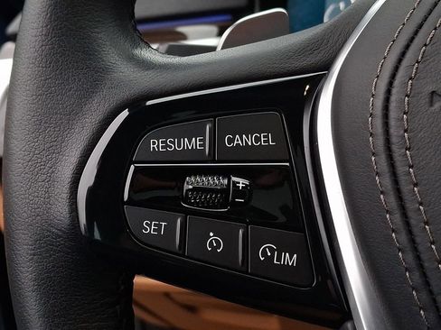 Certified 2023 BMW 540i xDrive w/ Premium Package image 17