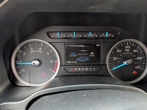 Used 2017 Ford F250 XLT AWD/4WD image 27