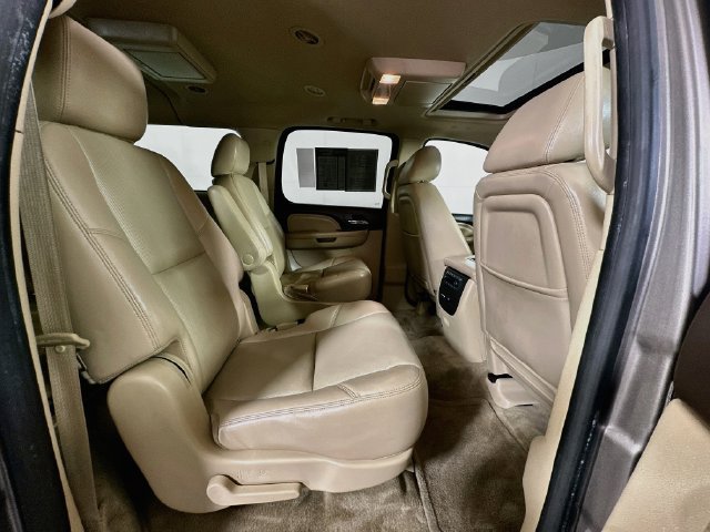 Used 2013 GMC Yukon XL Denali AWD/4WD image 35