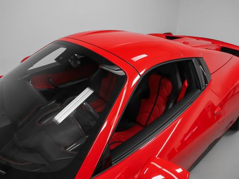 Certified 2014 Ferrari 458 Spider RWD image 68