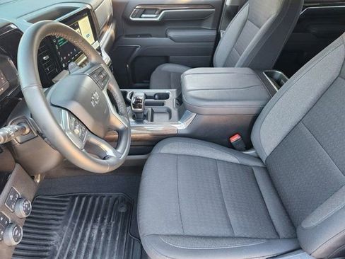 Used 2025 Chevrolet Silverado 1500 RST w/ Z71 Off-Road Package image 4