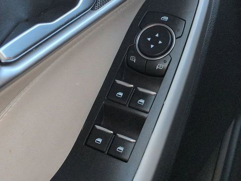 Certified 2024 Ford Explorer XLT w/ Equipment Group 202A image 22