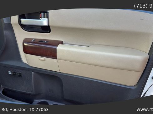Used 2013 Toyota Sequoia Platinum RWD image 43