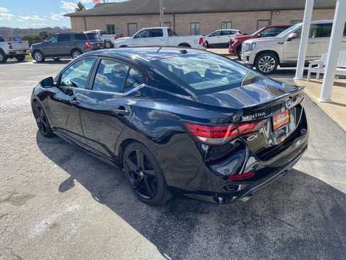 Used 2021 Nissan Sentra SR w/ SR Premium Package image 3