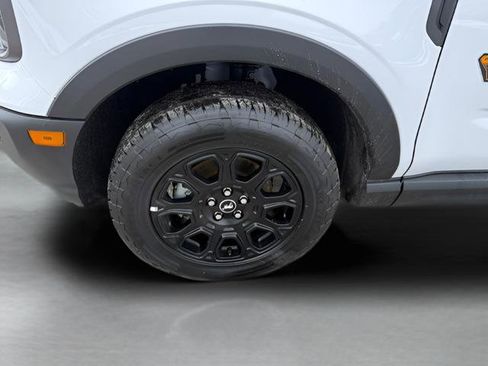 Used 2025 Ford Bronco Sport Badlands AWD/4WD image 26