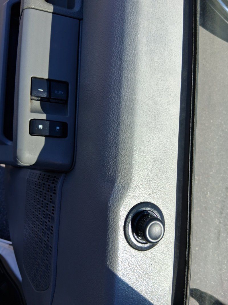 Used 2013 Ford E-150 and Econoline 150 w/ PWR Group RWD image 11