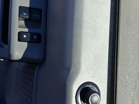 Used 2013 Ford E-150 and Econoline 150 w/ PWR Group RWD image 11