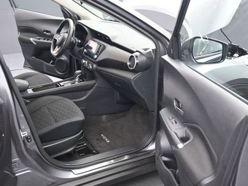 Used 2024 Nissan Kicks SV FWD image 42